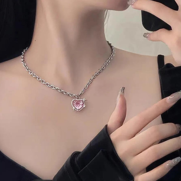 what is pendant necklace